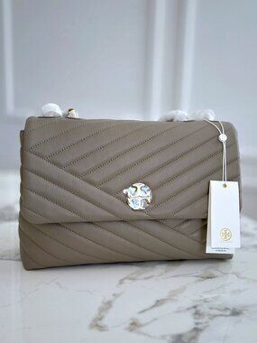 NWT - Tory Burch Kira Chevron Convertible Shoulder Bag - Grey Heron👜
